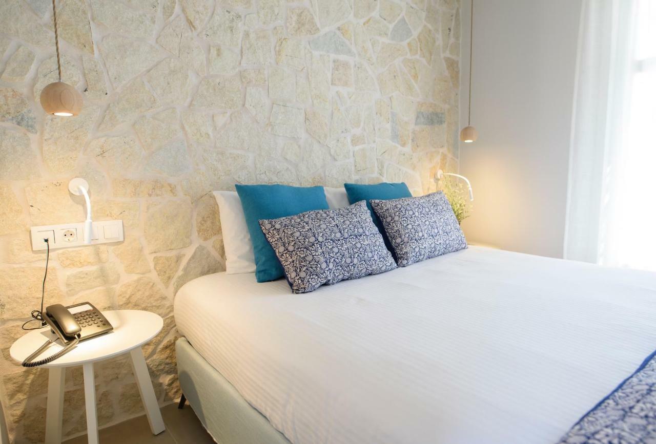 Hotel Vigla 4*
